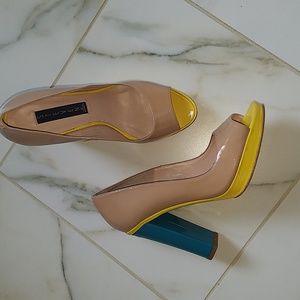 Steven "Poppy" Genuine Patent Leather Peep Toe Pumps Nude Turqoise Yellow Heel 6